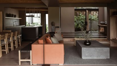 Ground floor, Casa Tres Árboles in Valle de Bravo by Direccion