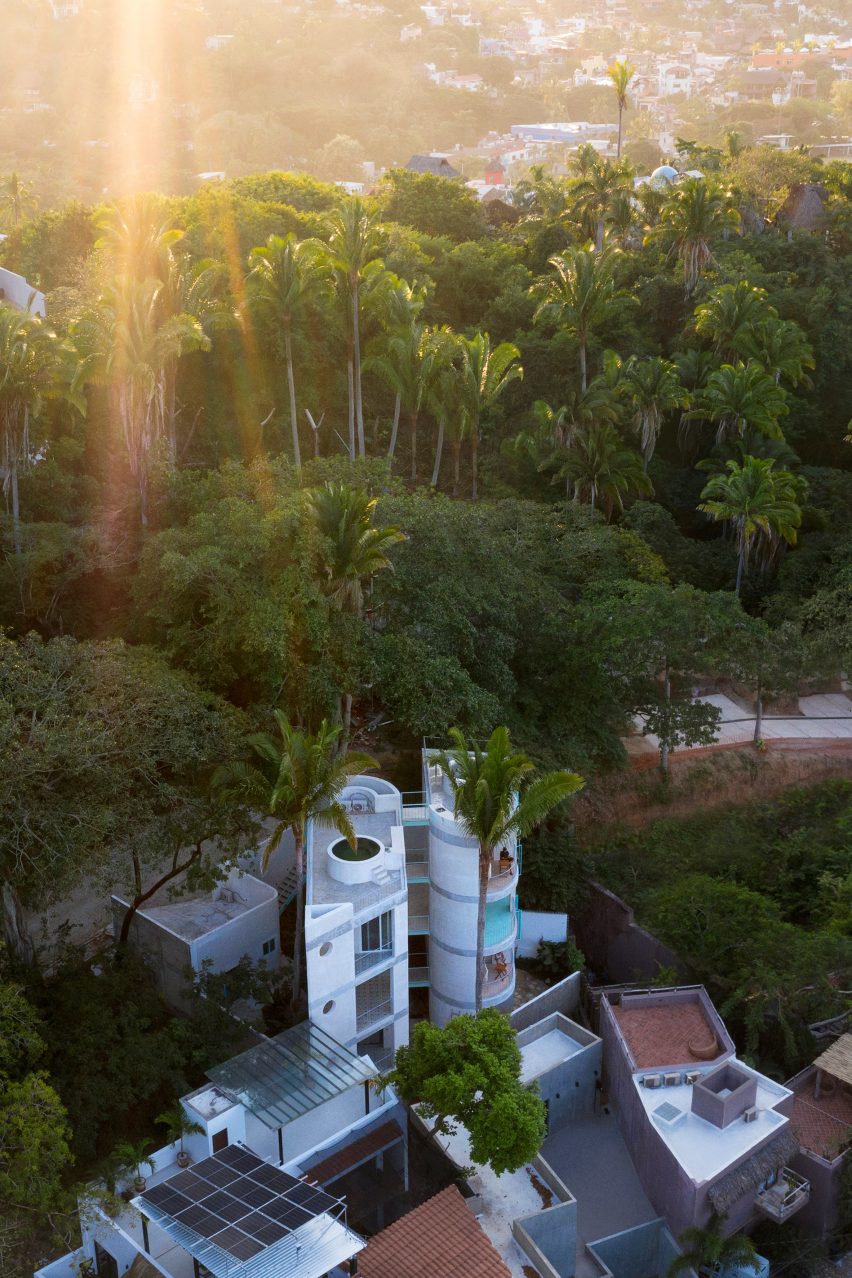 Chiripa housing complex in Mexico by Palma