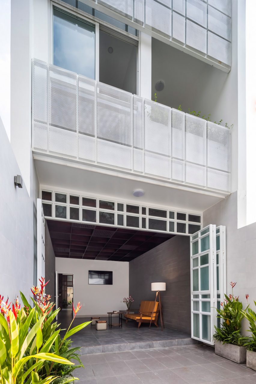 J House by CTA