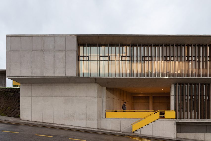 Exterior of Novopan offices by Diez and Muller Arquitectos