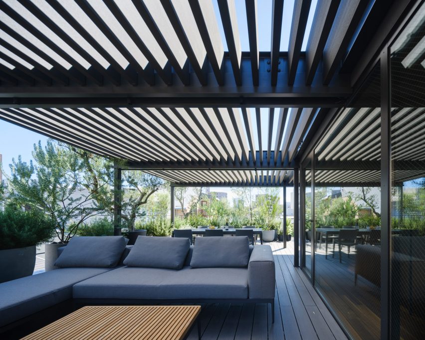 Exterior of Espirit House in Tokyo by Apollo Architects & Associates