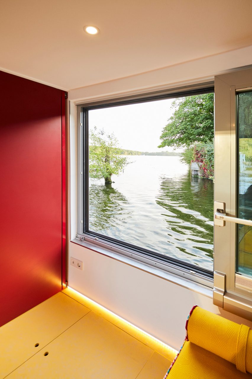 Interior of Fàng Sōng houseboat in Berlin by Crossboundaries
