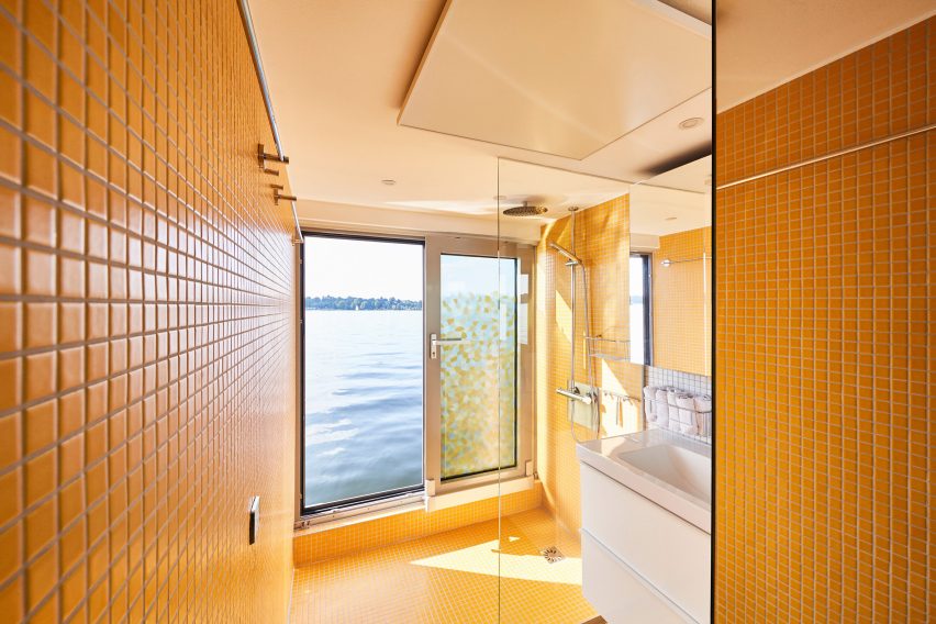 Interior of Fàng Sōng houseboat in Berlin by Crossboundaries