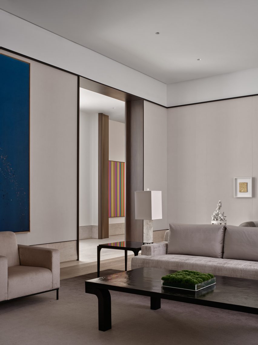 gallery residence by Burdiflek