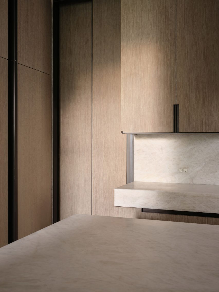gallery residence by Burdiflek