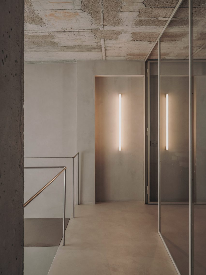 An office by Isern Serra