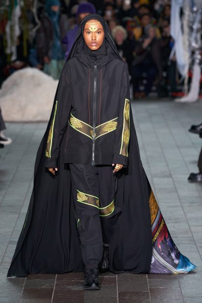 Model wearing Kazna Asker's collection on a runway