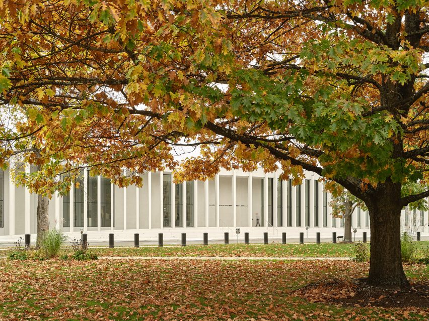 Beaverbrook Art Gallery extension by KPMB Architects