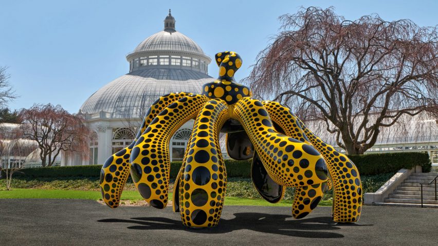 Dancing Pumpkin sculpture in New York by artist Yayoi Kusama