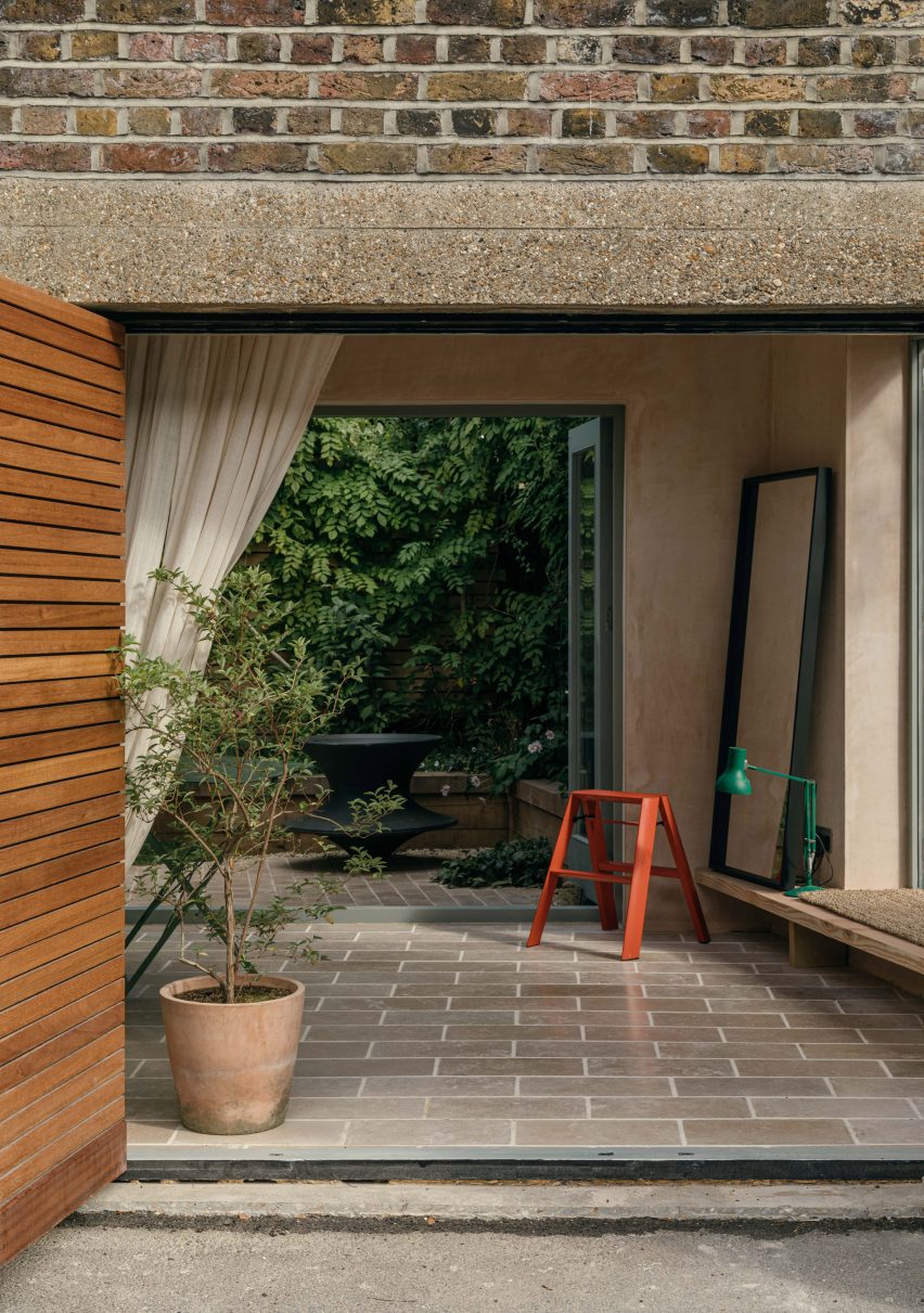 Leyton Garden studio by Paul Westwood