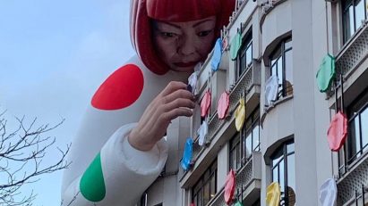 Photo of Yayoi Kusama Louis Vuitton inflatable