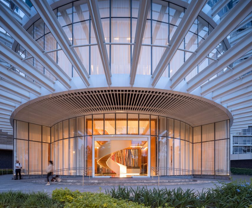 entrance to Pelli Clarke and Partners Mitikah skyscraper