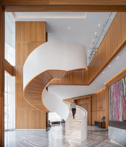 Spiral staircase in Mitikah