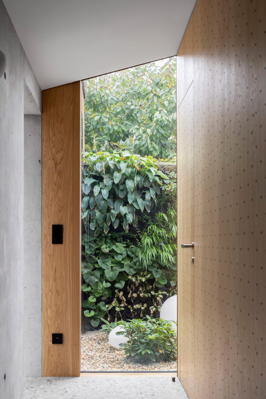 Interior of Na Rade House by NOIZ architekti