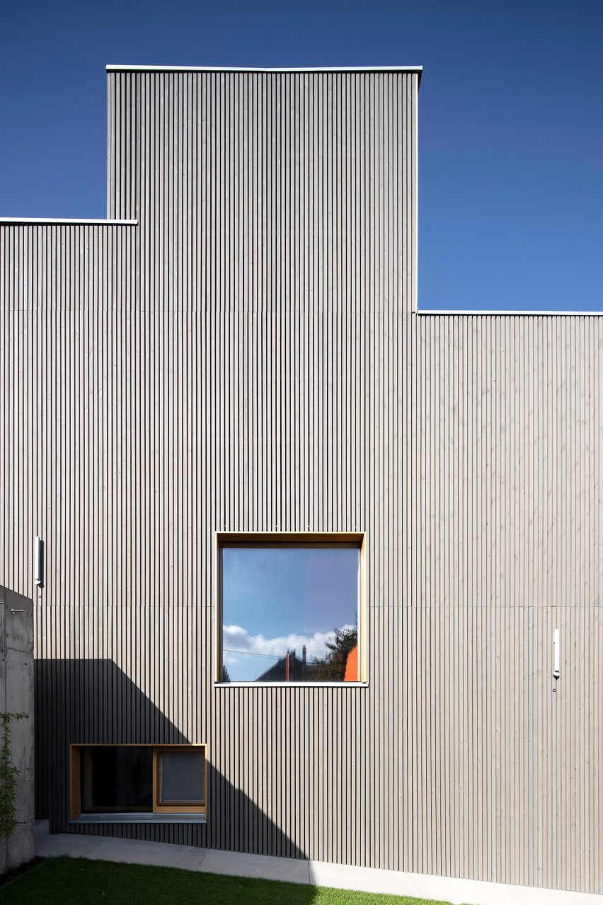 Exterior of Na Rade House by NOIZ architekti