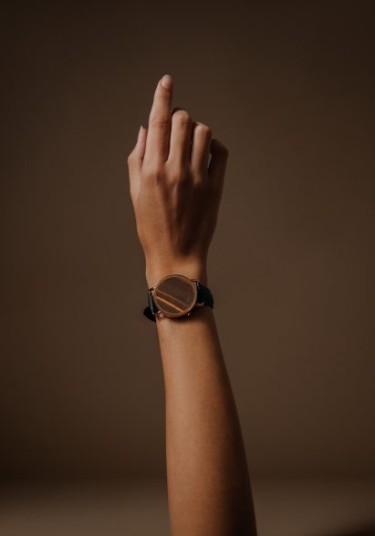 Nowatch on pointing arm
