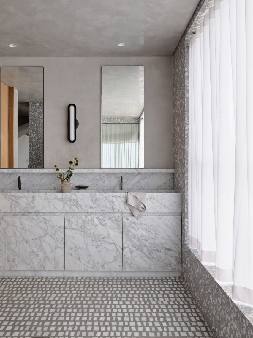 Bathroom interior of Pacific House designed by Alexander & Co