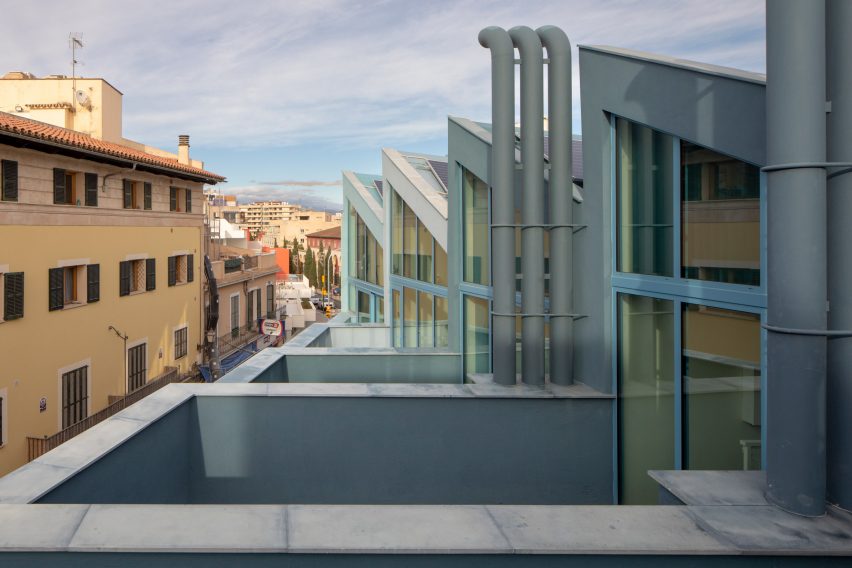 Roof terrace in Las Fabri-Casas at Project Gomila by MVRDV and GRAS Reynés Arquitectos