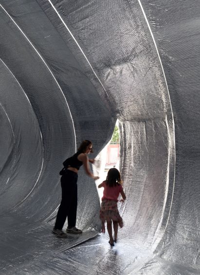 Entrance to the inflatable pavilion in Santiago