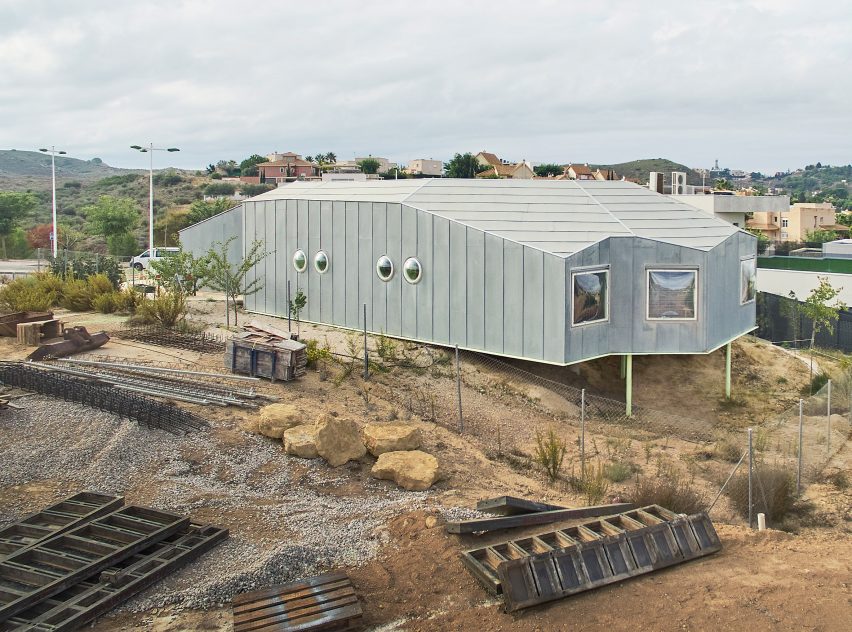 Elevated view of Rambla Climate-House by Andrés Jaque, Office for Political Innovation and Miguel Mesa del Castillo
