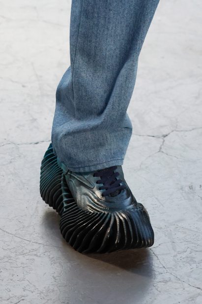 A black Reebok x Botter Sneaker