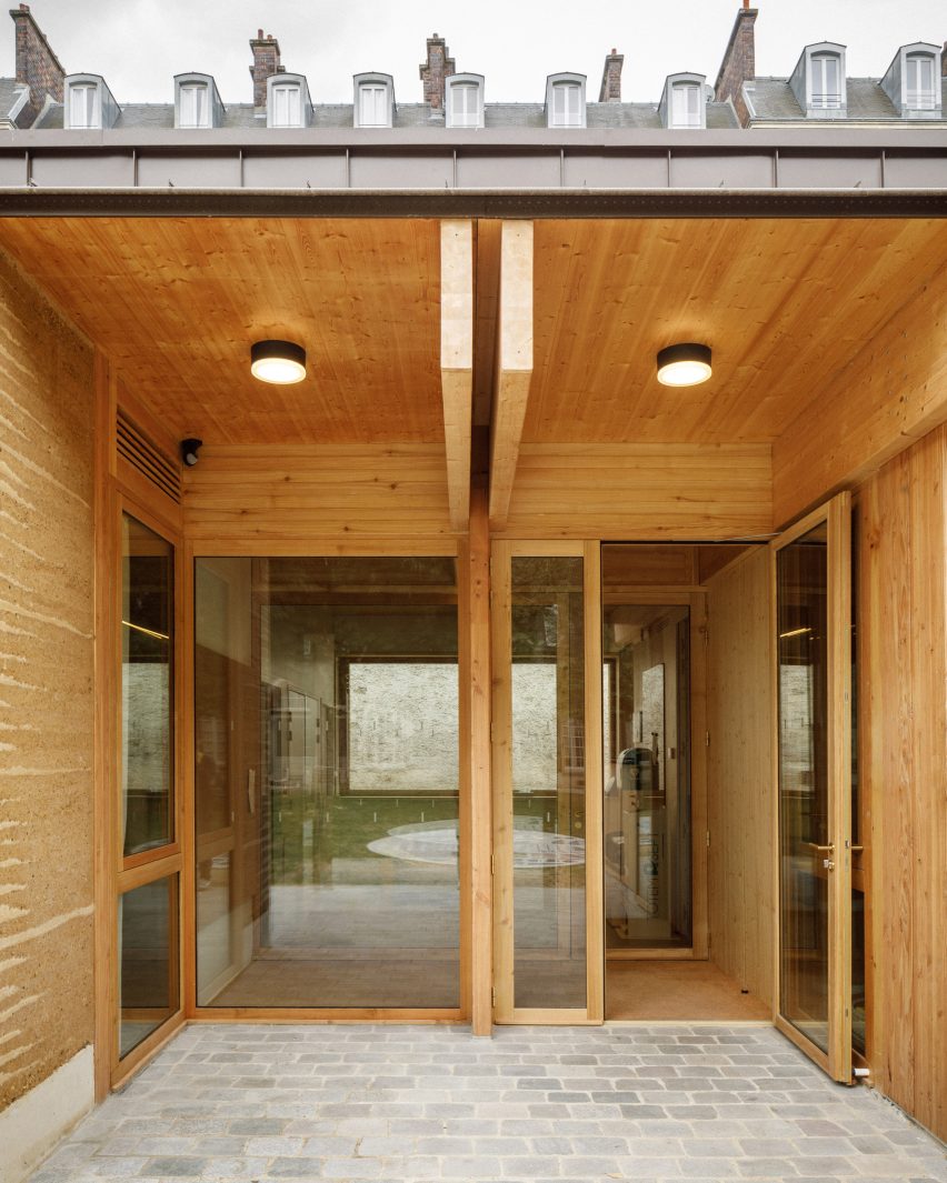 Nursery by Régis Roudil architects