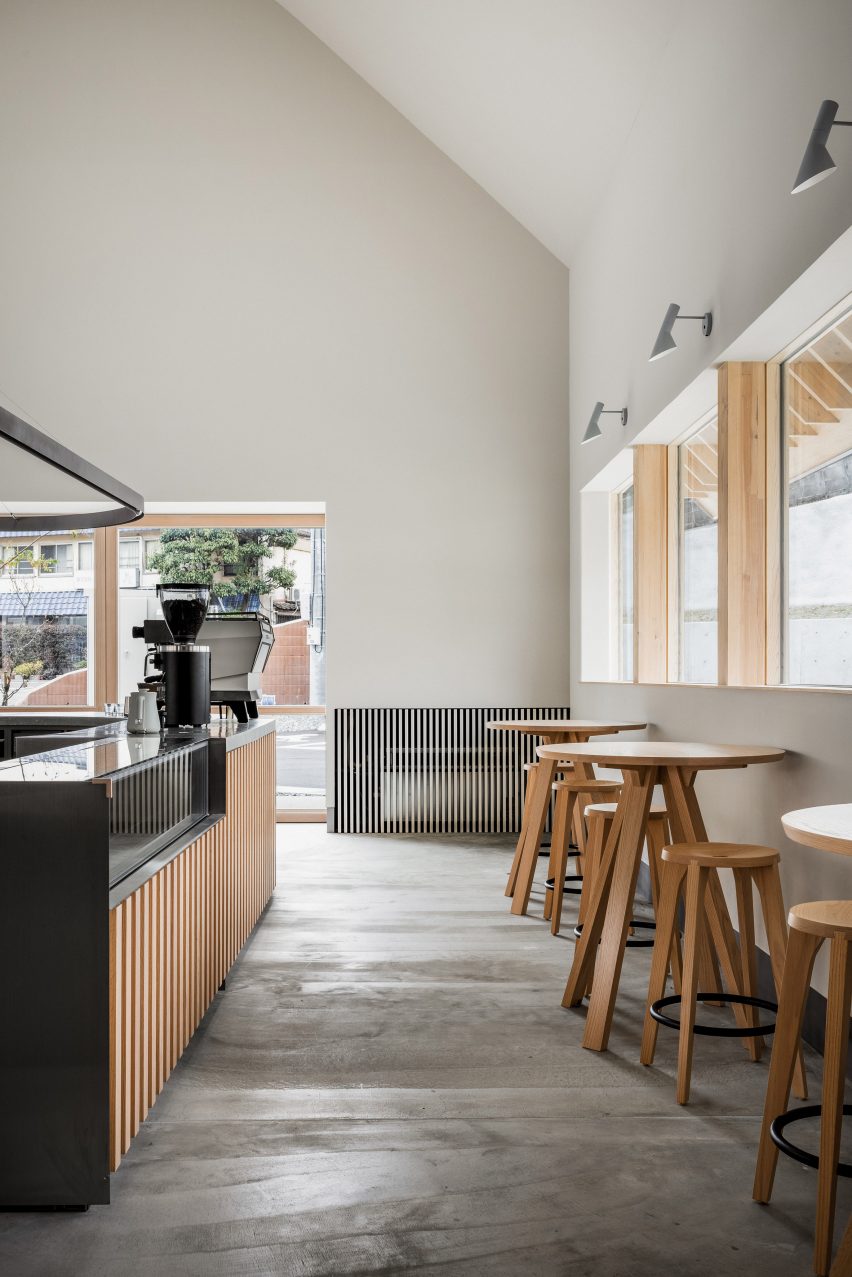 Saga Hirakawaya tofu restaurant by Keiji Ashizawa