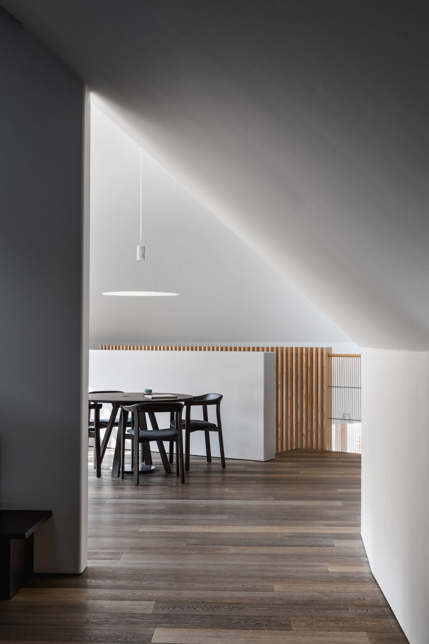 Saga Hirakawaya tofu restaurant by Keiji Ashizawa