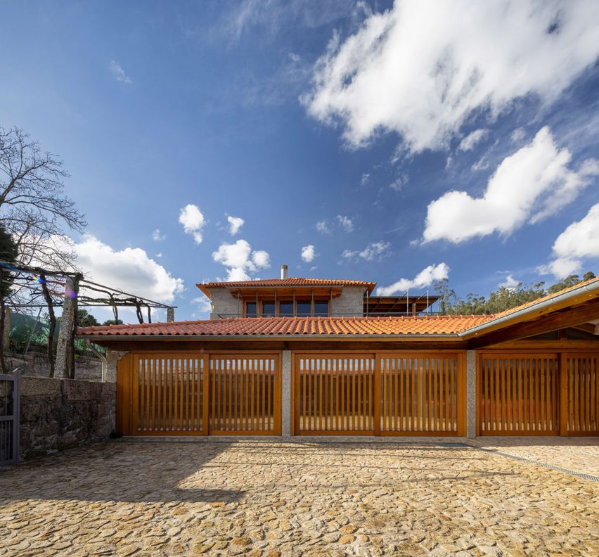 São Cosme House by Carlos Castanheira