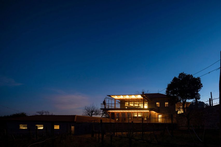 São Cosme House by Carlos Castanheira
