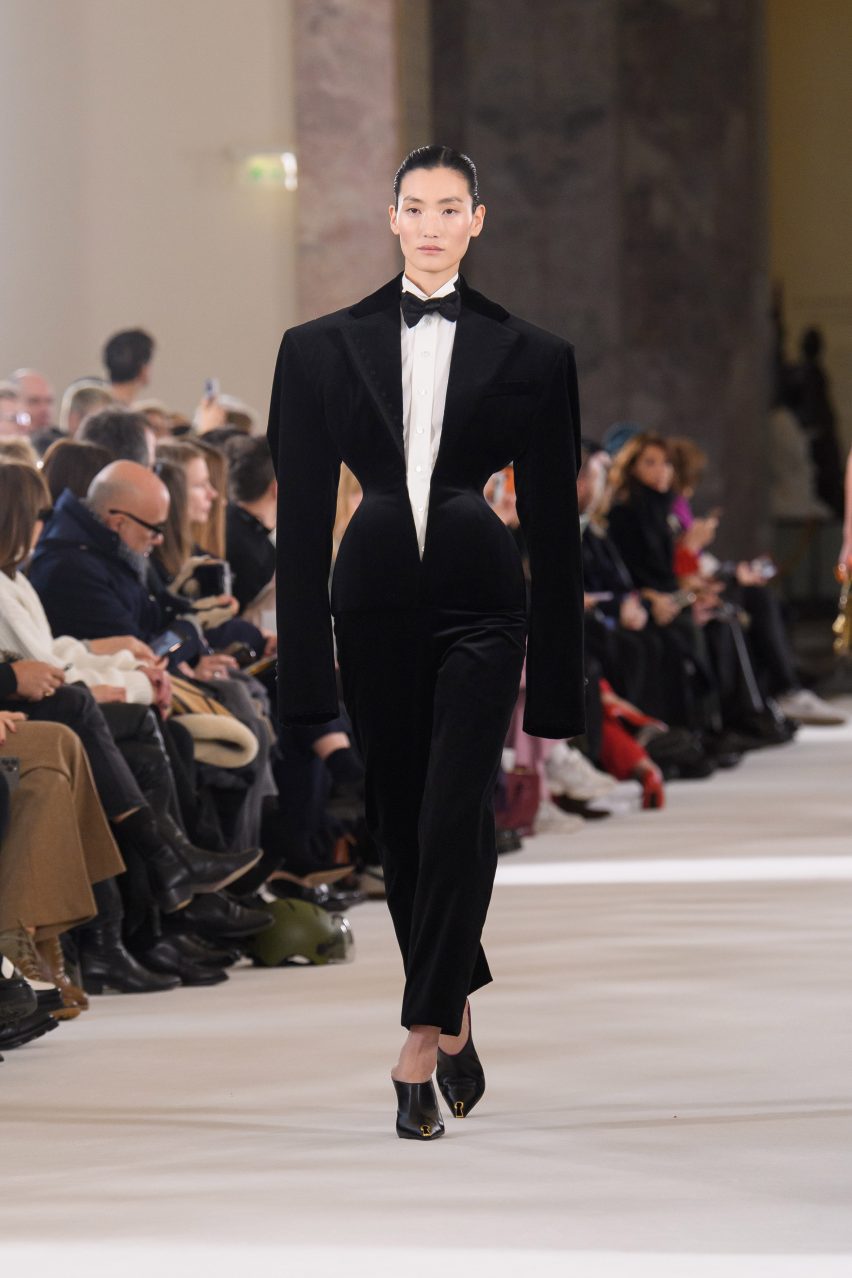 Schiaparelli couture show