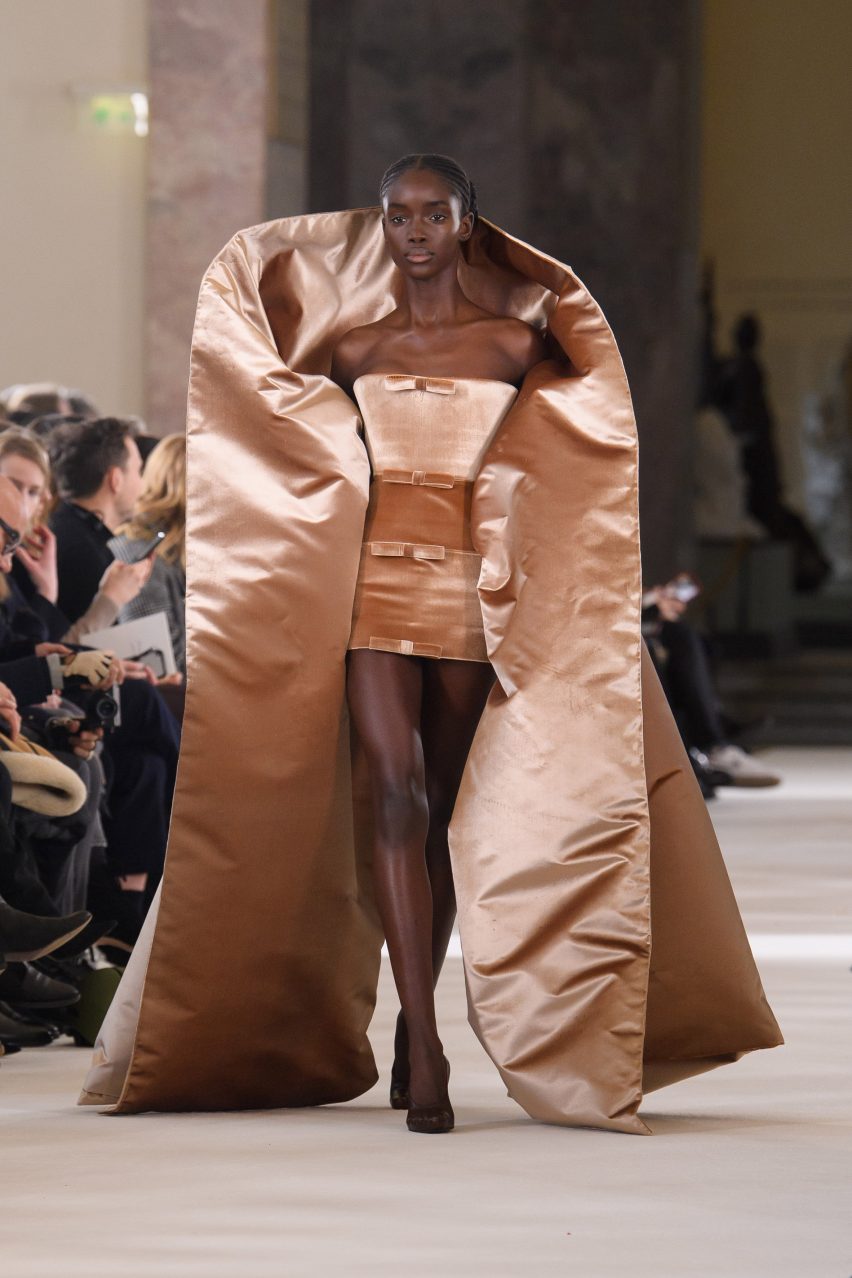Schiaparelli couture show