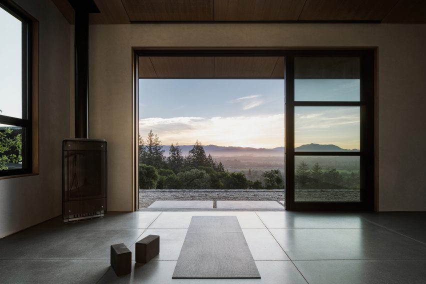 Sonomaenti Wine Country house by Feldman Architecture