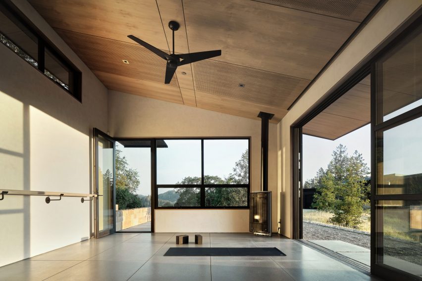Sonomaenti Wine Country house by Feldman Architecture