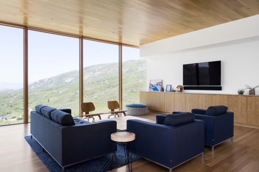 Wabi Sabi house in Utah by Sparono Mooney Architecture