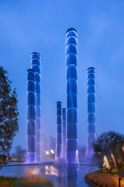 Tower-based water feature