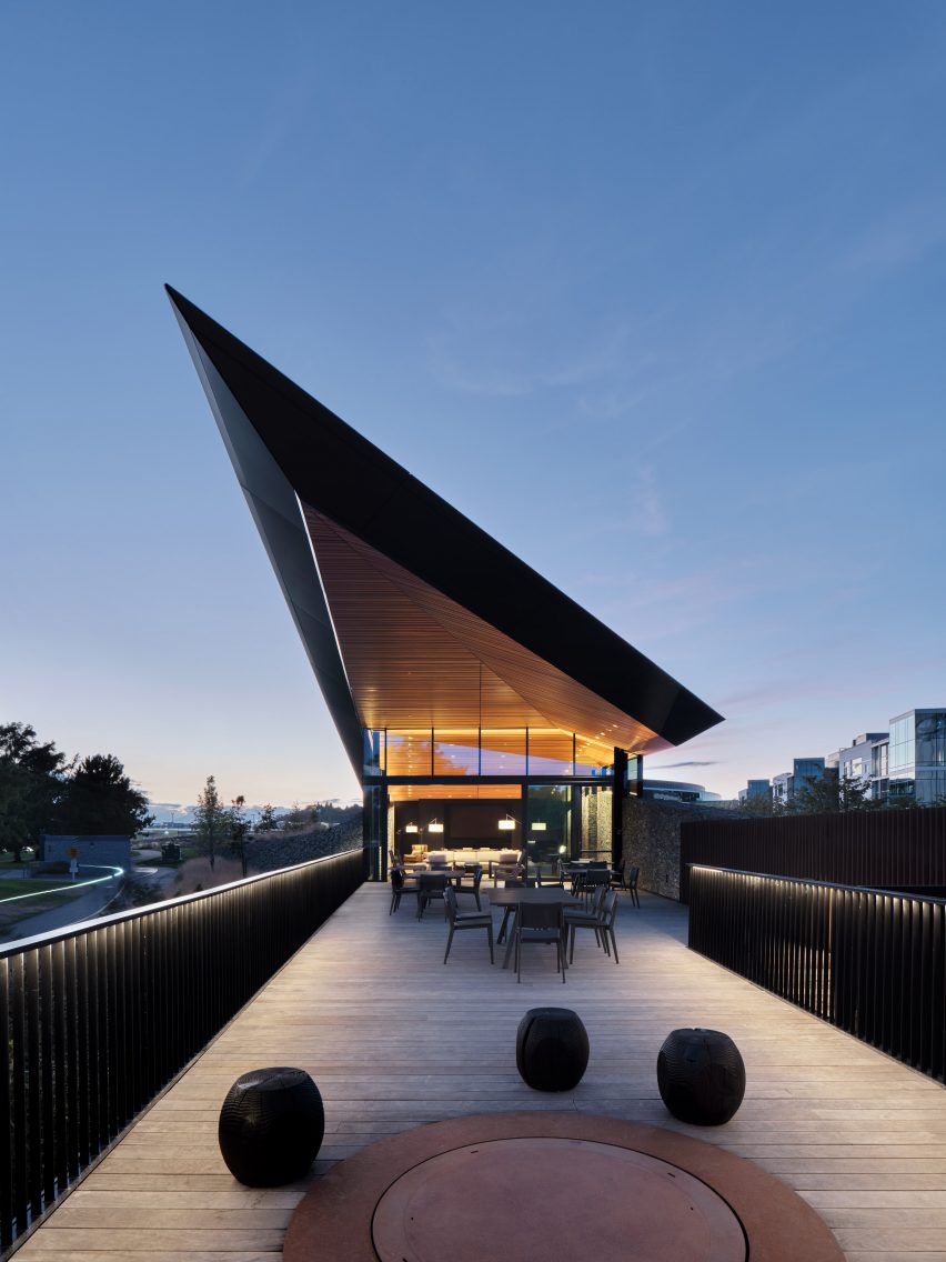The Prow meeting space for Expedia Group by Aidlin Darling Design