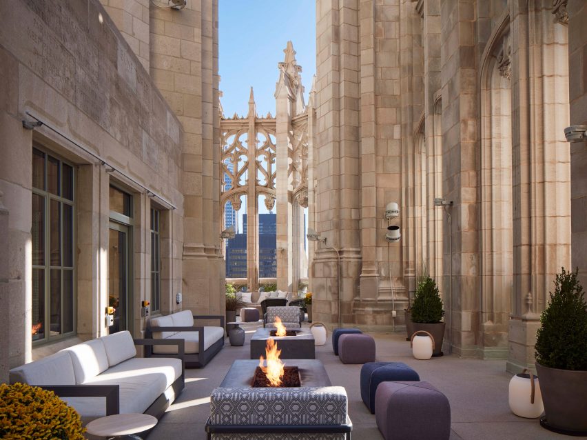 Tribune Tower converted into condos by Solomon Cordwell Buenz