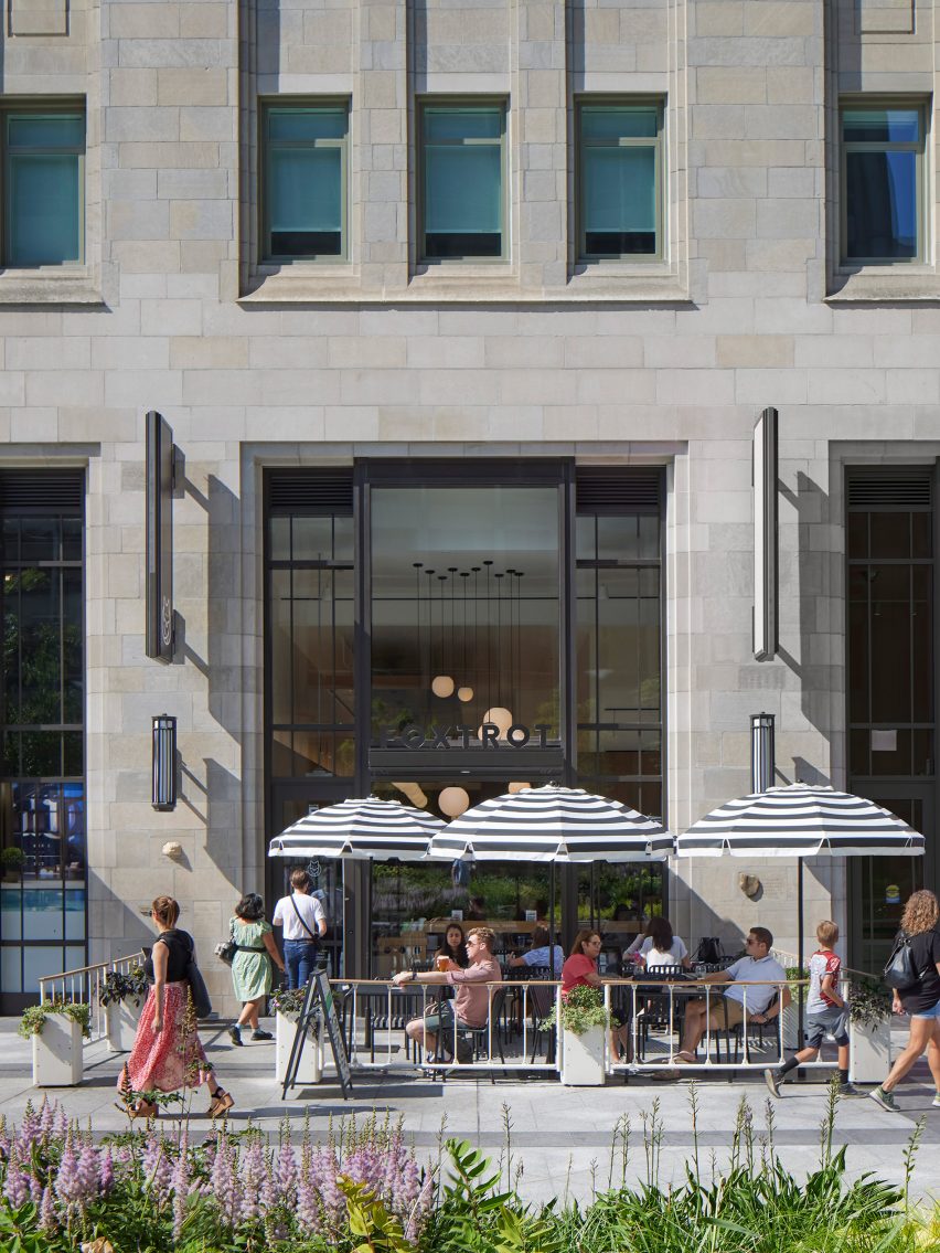 Tribune Tower converted into condos by Solomon Cordwell Buenz