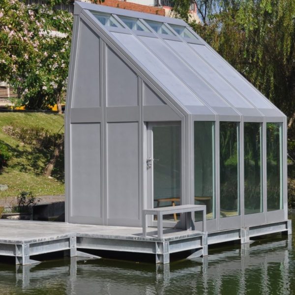 Dezeen Agenda features water-filled windows that use sunlight to heat and cool buildings