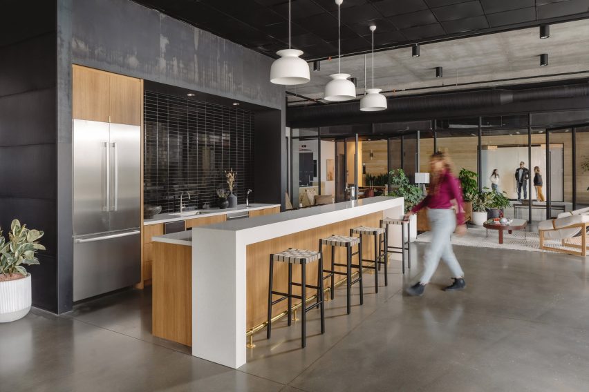Eastbound office architecture by West of West