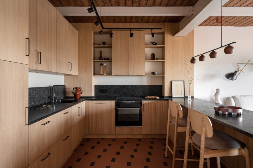 Interior of Kyiv apartment by Yana Molodykh