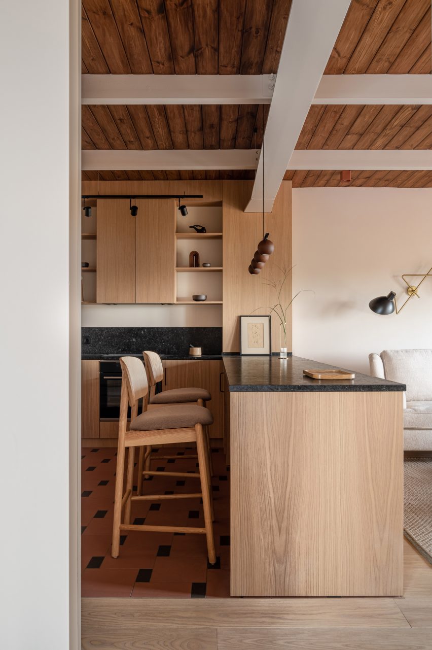 Interior of Kyiv apartment by Yana Molodykh