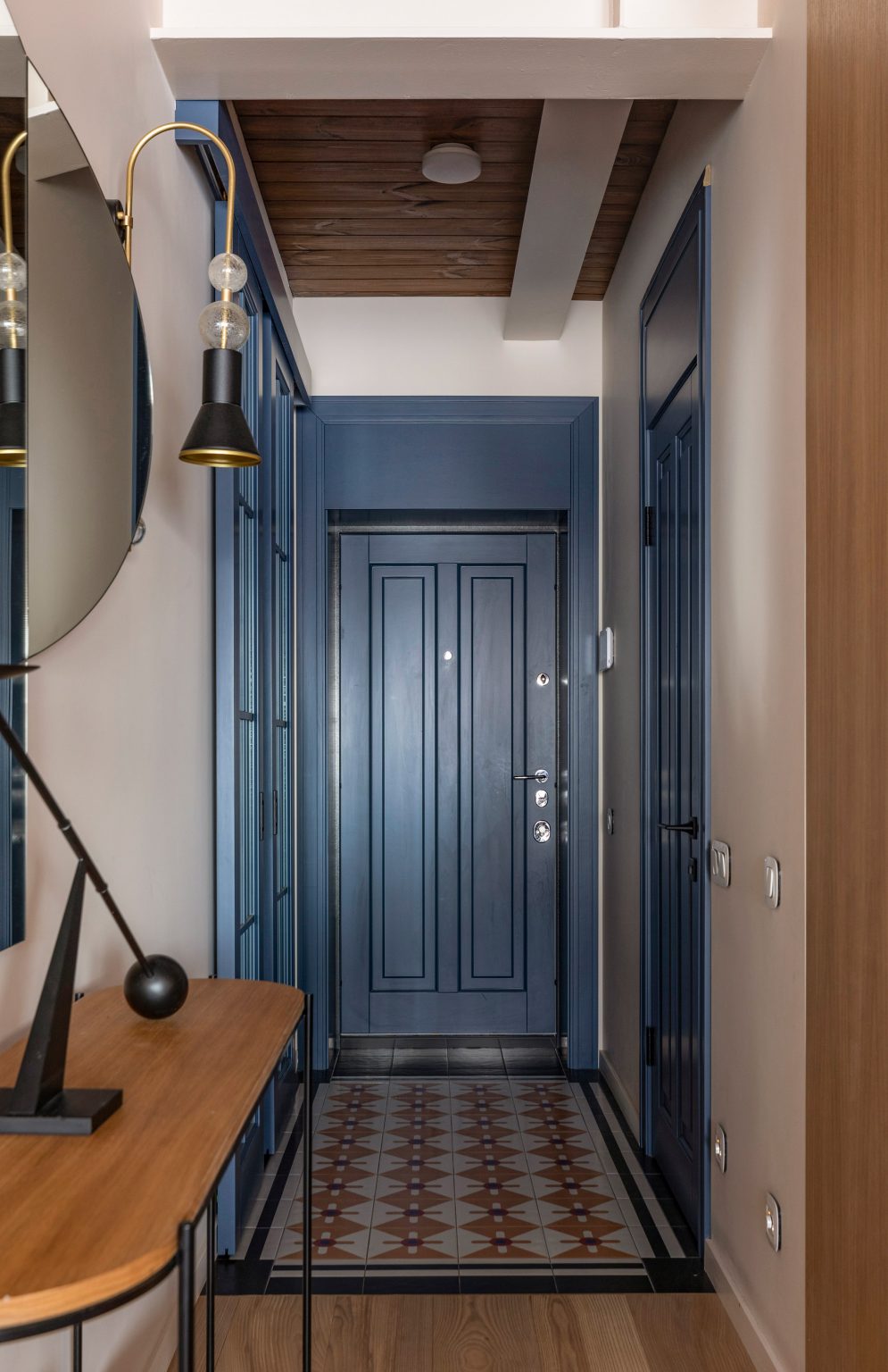 Interior of Kyiv apartment by Yana Molodykh