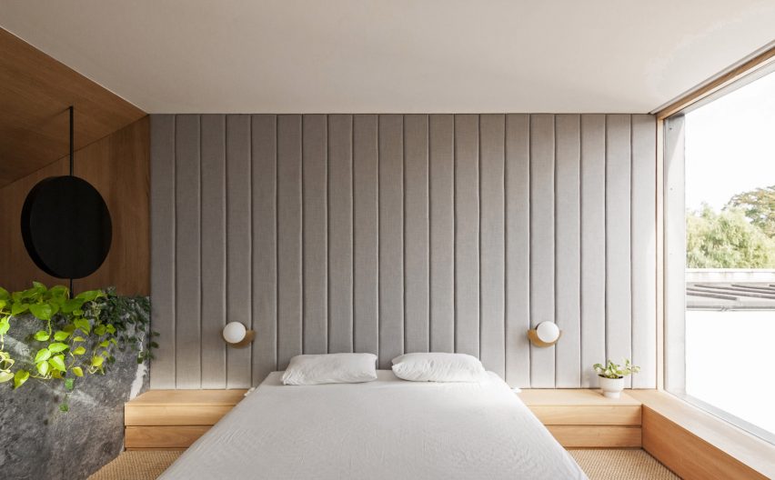 Courtyard House by Yellow Cloud Studio