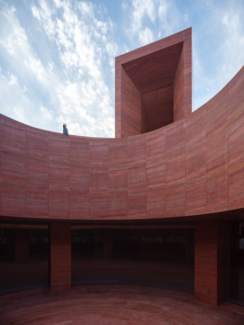 Qujiang Museum of Fine Arts by Neri&Hu