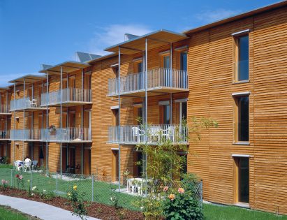 Exterior of Ölzbündt building in Austria by HK Architekten