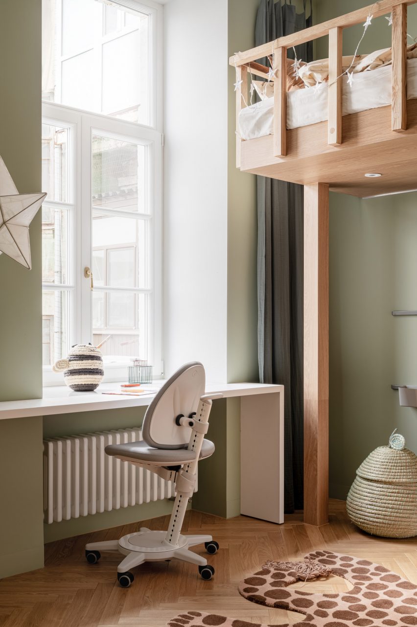 Kids bedroom interior of Ukraine apartment designed by Anastasiia Novikova