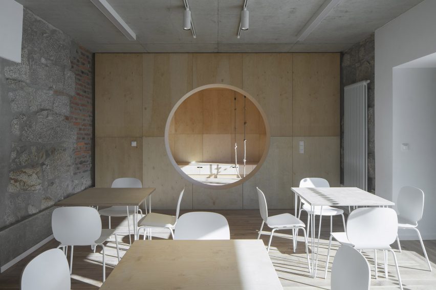 IGI Library by Atak Architekti