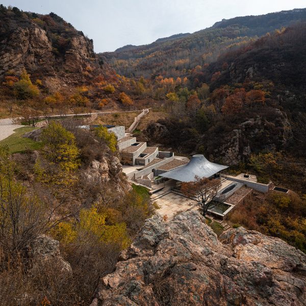 Atelier Deshaus completes Buddhist temple alongside Great Wall of China